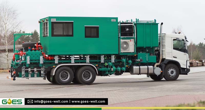 Single Pump Truck with large Welfare cabin
